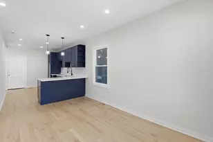 821 N Lockwood Ave, Chicago, IL 60651 - Photo 12