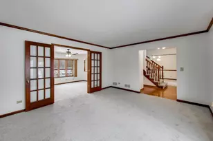 1111 Samstag Ct, Naperville, IL 60563 - Photo 10