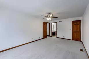 1111 Samstag Ct, Naperville, IL 60563 - Photo 26