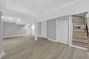 10240 S Torrence Ave, Chicago, IL 60617 - Photo 10