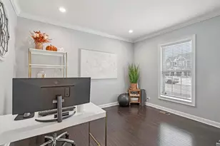 3539 Elsie Ln, Hoffman Estates, IL 60192 - Photo 12