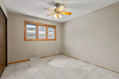 8545 Candlelight Drive, Willow Springs, IL 60480 - Photo 8