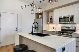 11 W Prospect Ave, Mount Prospect, IL 60056 - Photo 4