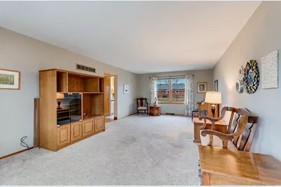 1724 Lincoln Avenue, Crest Hill, IL 60403 - Photo 4