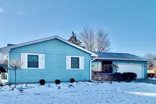 1116 Carrie Ave, Rochelle, IL 61068 - Photo 2