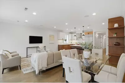 1304 N Hoyne Avenue #3, Chicago, IL 60622 - Photo 2