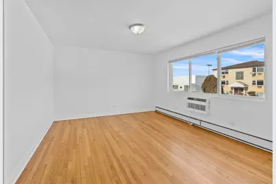 9606 Golf Terrace Road, Des Plaines, IL 60016 - Photo 4