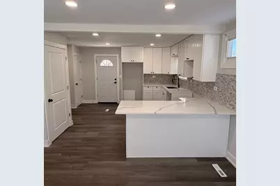 16752 Artesian Avenue, Hazel Crest, IL 60429 - Photo 8