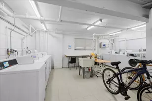 7540 N Ridge Blvd, Chicago, IL 60645 - Photo 14