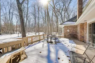 11 Wellington Ct, Lincolnshire, IL 60069 - Photo 32