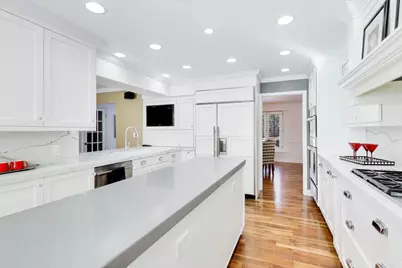 11 Wellington Court, Lincolnshire, IL 60069 - Photo 10