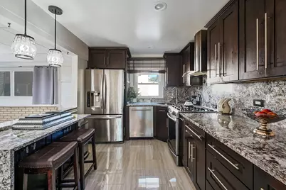 7702 W 66th Street, Bedford Park, IL 60501 - Photo 10