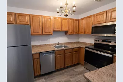 3370 W Brooke Avenue #410, Waukegan, IL 60087 - Photo 4