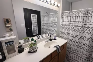 3370 W Brooke Ave, Waukegan, IL 60087 - Photo 8