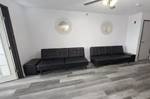 3370 W Brooke Ave, Waukegan, IL 60087 - Photo 6