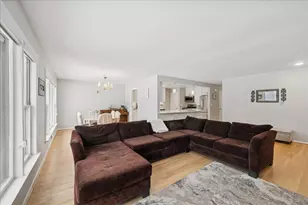 718 Lawler Ave, Wilmette, IL 60091 - Photo 2