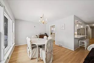 718 Lawler Ave, Wilmette, IL 60091 - Photo 6