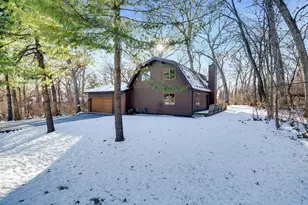 325 Rochester Rd, Poplar Grove, IL 61065 - Photo 2