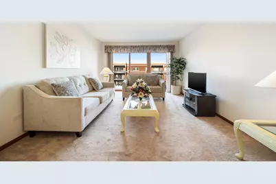 6461 W Warner Avenue #517, Chicago, IL 60634 - Photo 2