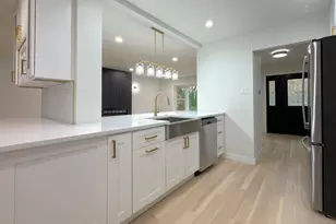 1703 N Burning Bush Ln, Mount Prospect, IL 60056 - Photo 18