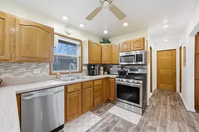 10716 S Nashville Avenue, Worth, IL 60482 - Photo 8