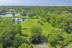 7 3 Lakes Rd, Barrington Hills, IL 60010 - Photo 12