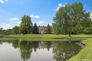 7 3 Lakes Rd, Barrington Hills, IL 60010 - Photo 2