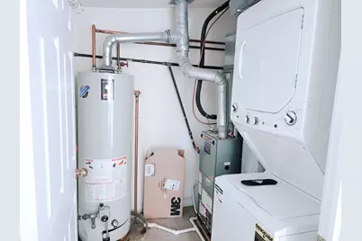 1634 W Huron Street #2R, Chicago, IL 60622 - Photo 16