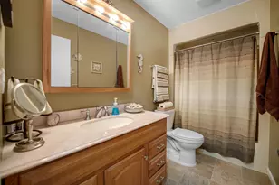 375 Meadows N Rd, Bourbonnais, IL 60914 - Photo 12