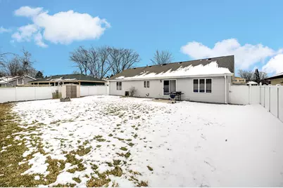 375 Meadows N Road, Bourbonnais, IL 60914 - Photo 16