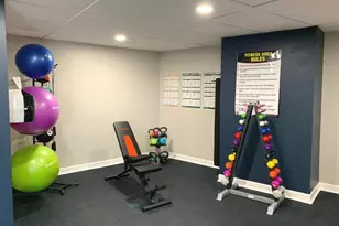 1198 Royal Glen Dr, Glen Ellyn, IL 60137 - Photo 14