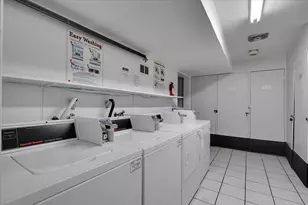 10310 Ridgeland Ave, Chicago Ridge, IL 60415 - Photo 24