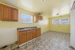 129 49th Ave, Bellwood, IL 60104 - Photo 8