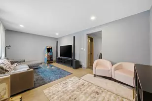 4449 S Kedvale Ave, Chicago, IL 60632 - Photo 2