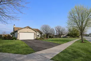 26049 S White Oak Trail, Channahon, IL 60410 - Photo 4