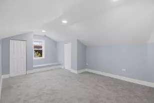 128 S Channel Dr, Round Lake Beach, IL 60073 - Photo 10