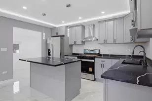 128 S Channel Dr, Round Lake Beach, IL 60073 - Photo 16