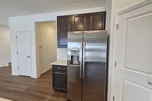 458 Hathaway Ln, Oswego, IL 60543 - Photo 6