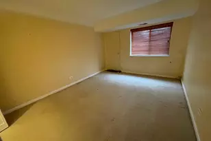 3235 S Manor Dr, Lansing, IL 60438 - Photo 14