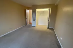 3235 S Manor Dr, Lansing, IL 60438 - Photo 12