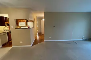 3235 S Manor Dr, Lansing, IL 60438 - Photo 10