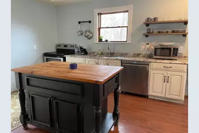 2928 E 15th Road, Ottawa, IL 61350 - Photo 2