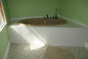 2928 E 15th Rd, Ottawa, IL 61350 - Photo 18