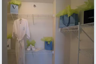 400 N La Salle Drive #1911, Chicago, IL 60654 - Photo 8