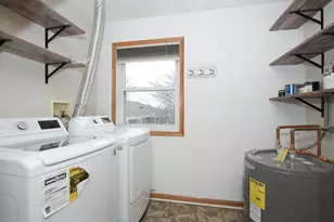 1665 Chippendale Rd, Hoffman Estates, IL 60169 - Photo 16