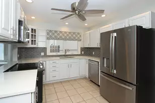 1665 Chippendale Rd, Hoffman Estates, IL 60169 - Photo 10