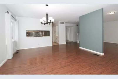 1665 Chippendale Road, Hoffman Estates, IL 60169 - Photo 6