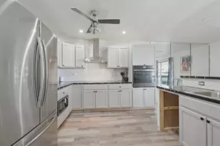 827 E 194th St, Glenwood, IL 60425 - Photo 6