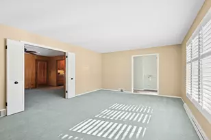 1210 Wing Ave, Saint Charles, IL 60174 - Photo 4