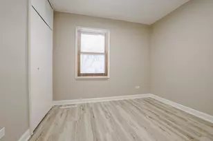 311 W Kennedy Dr, Streamwood, IL 60107 - Photo 12